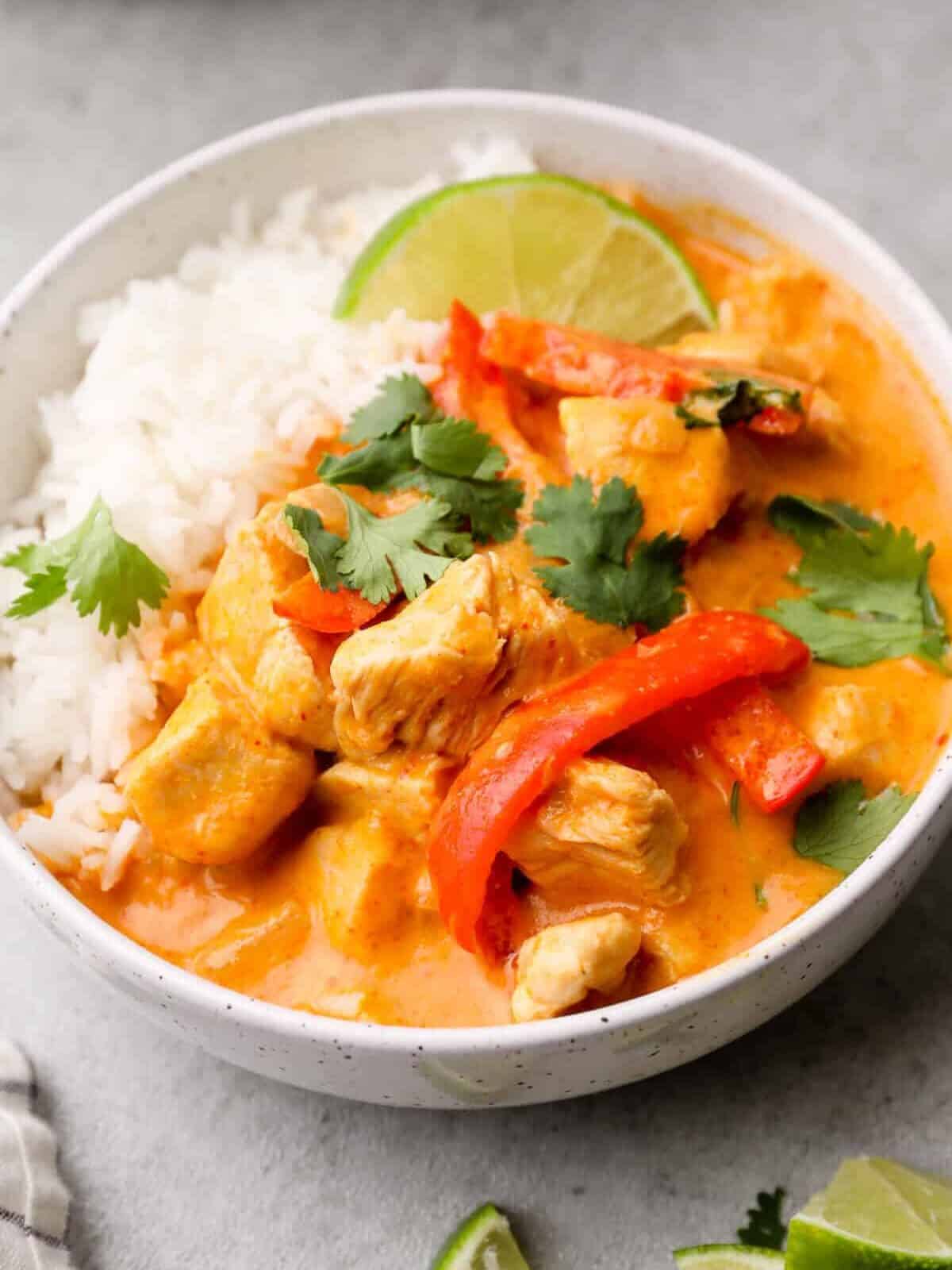 COCONUT CHICKEN CURRY